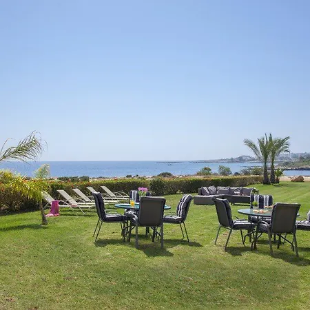 Villa In A Fantastic Location On The Seafront 48 Protaras