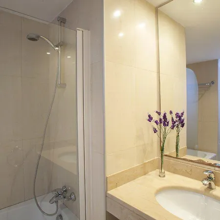 In A Fantastic Location On The Seafront 48 * Protaras
