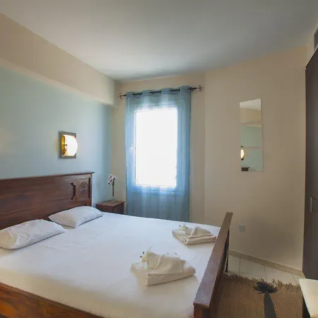 Villa In A Fantastic Location On The Seafront 48 Protarász